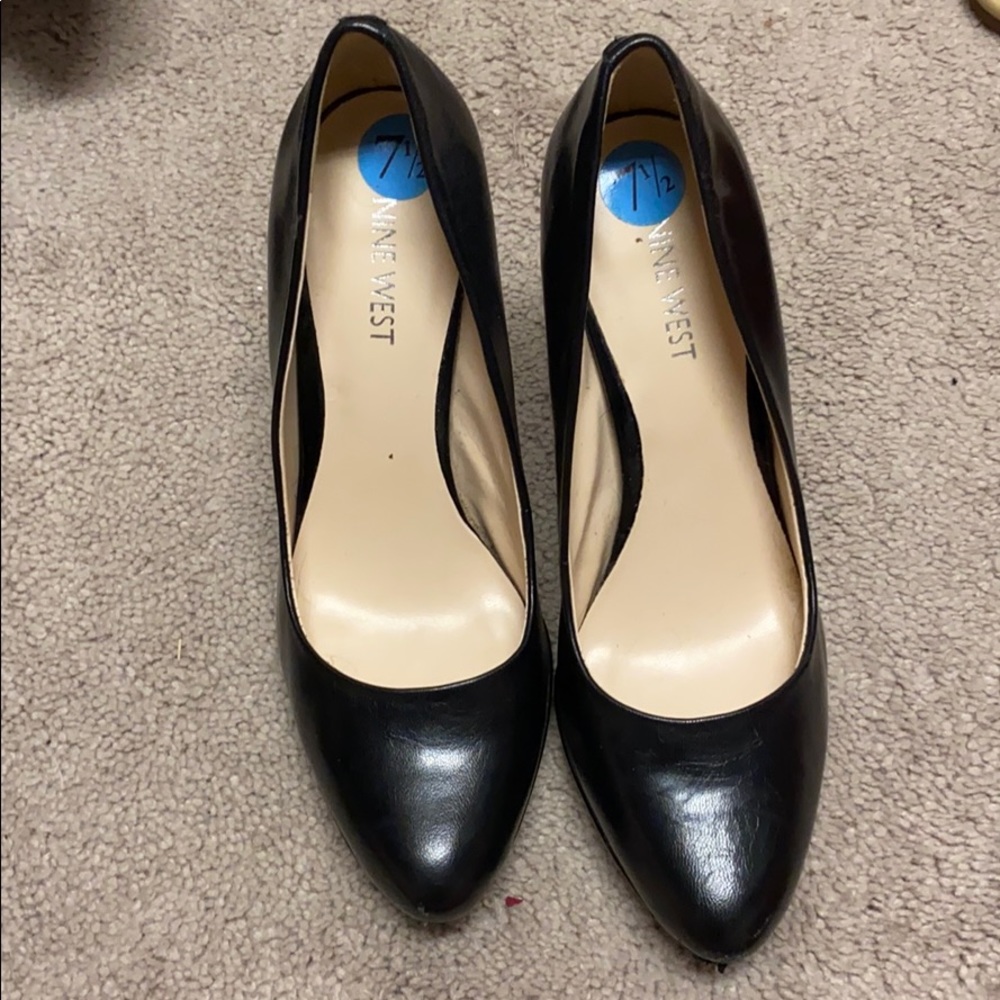Nine W. black heels